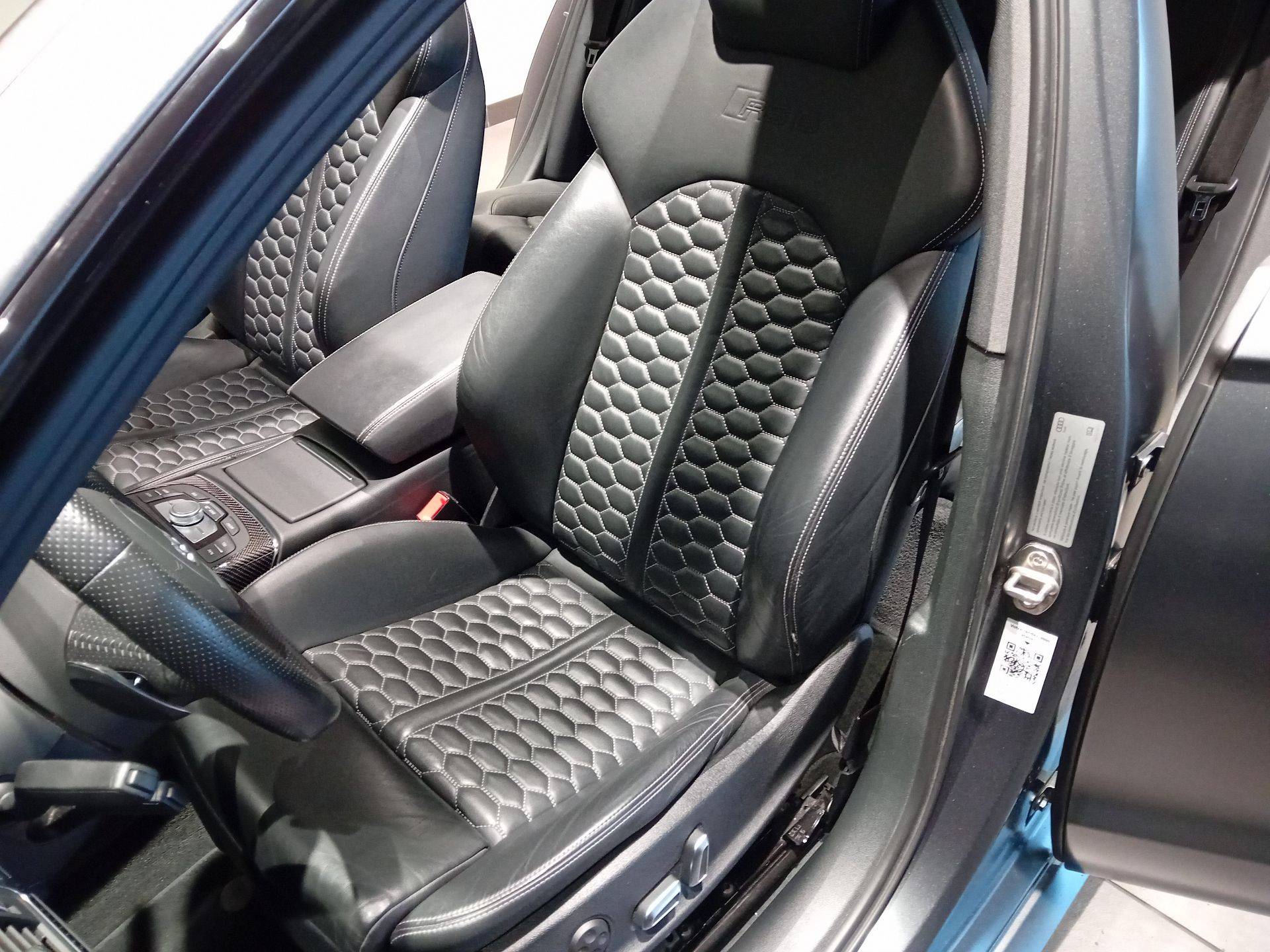 Housses sièges voiture Audi Q3 en alcantara après 2018