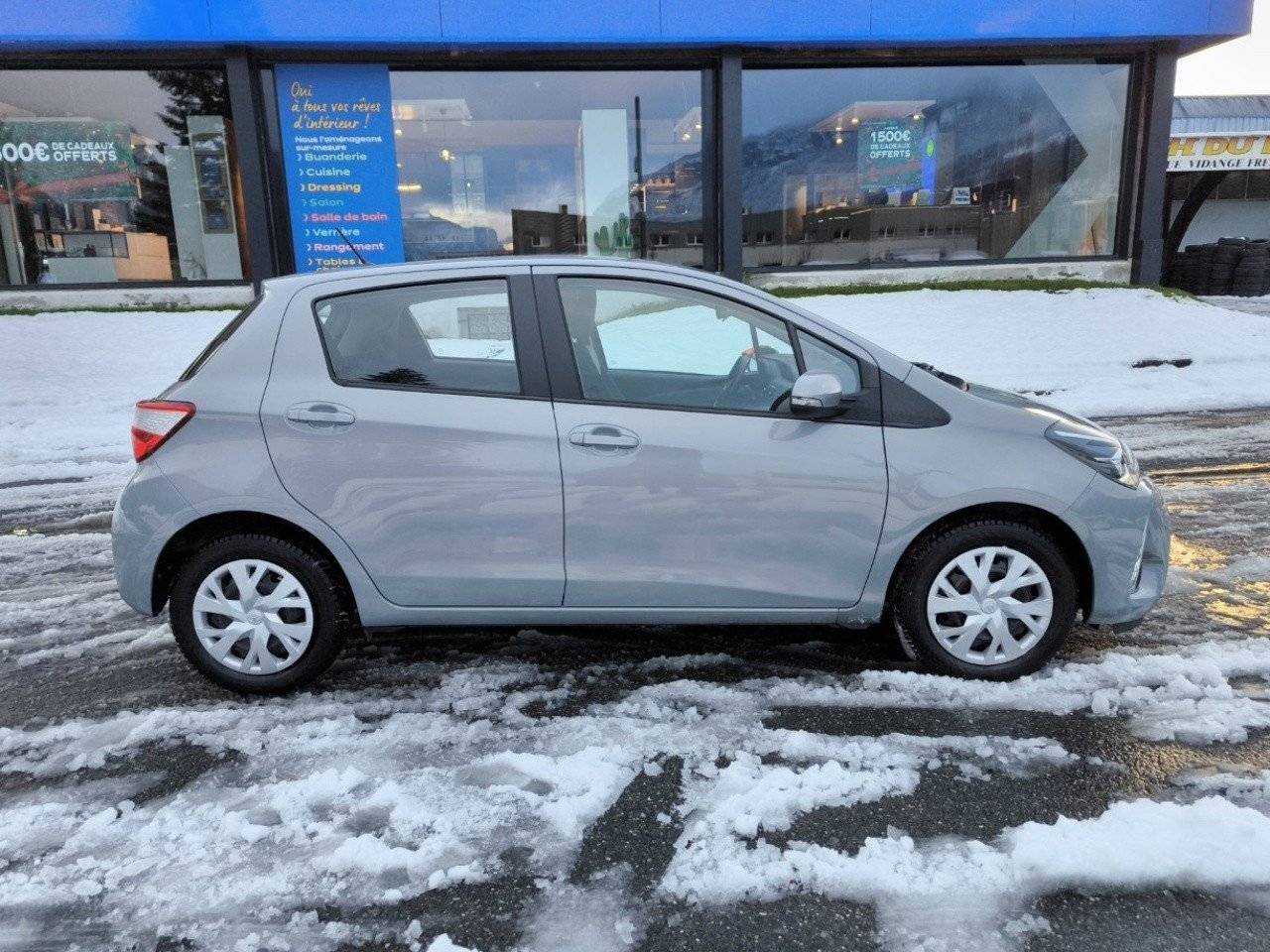 TOYOTA Yaris 110 VVT-i Occasion de 2018, 83785 km, ESS-SP : PEUGEOT ...