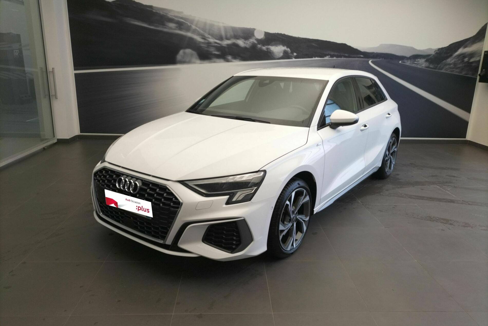 AUDI A3 Sportback 35 TFSI Mild Hybrid 150 S tronic 7 Occasion de 2023 ...