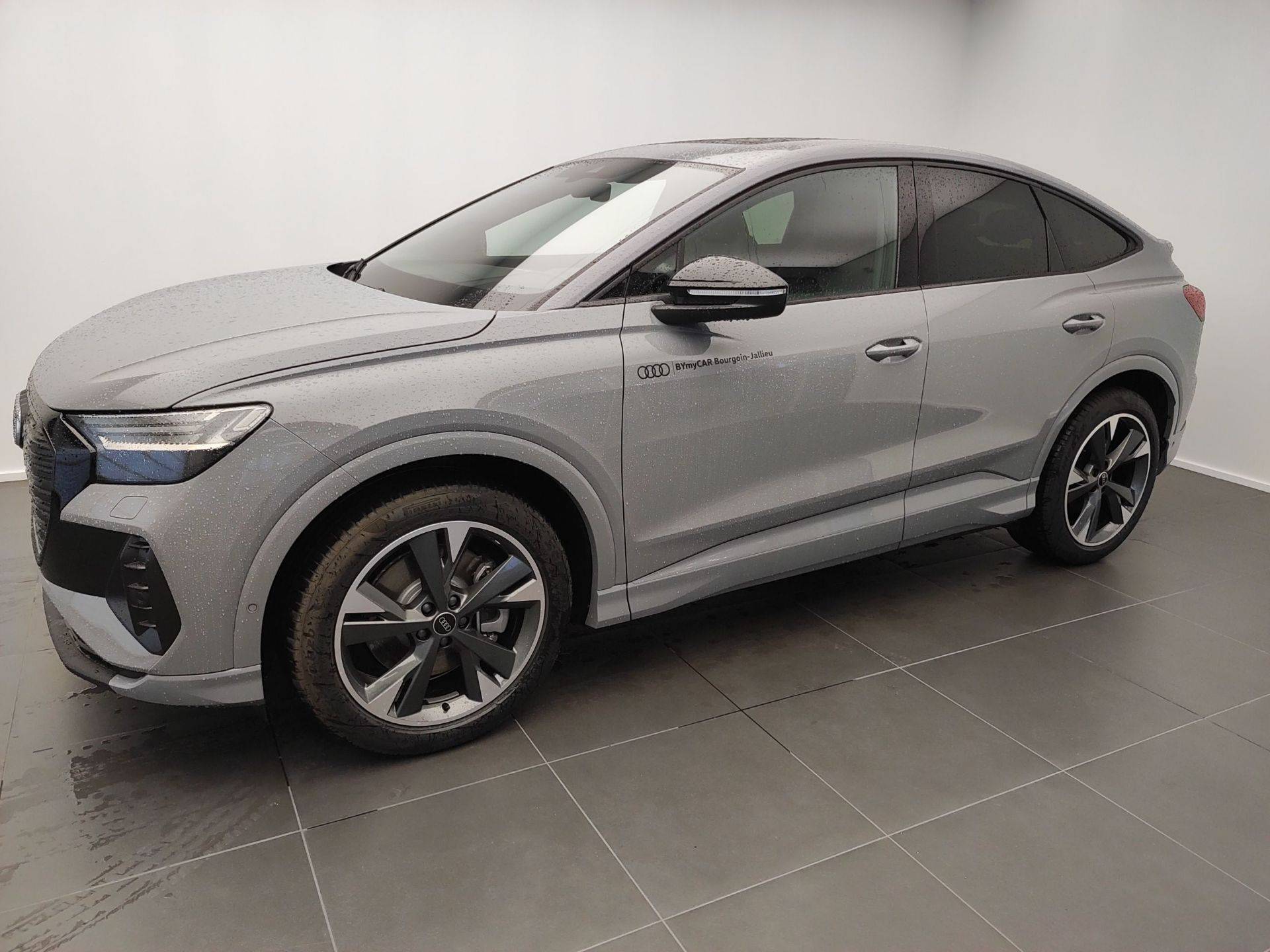 KJUST AUDI Q4 e-tron SUV 2021+ VOITURE ENSEMBLE DE SACS 5 PAR, PACKS DE  SACS \ AUDI \ Q4 e-tron SUV \ I, 2021+ \ KJUST